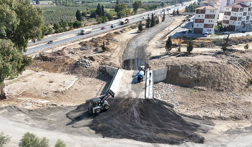 İncirliova'da trafik rahatlıyor, öğrenciler güvenle okula ulaşıyor
