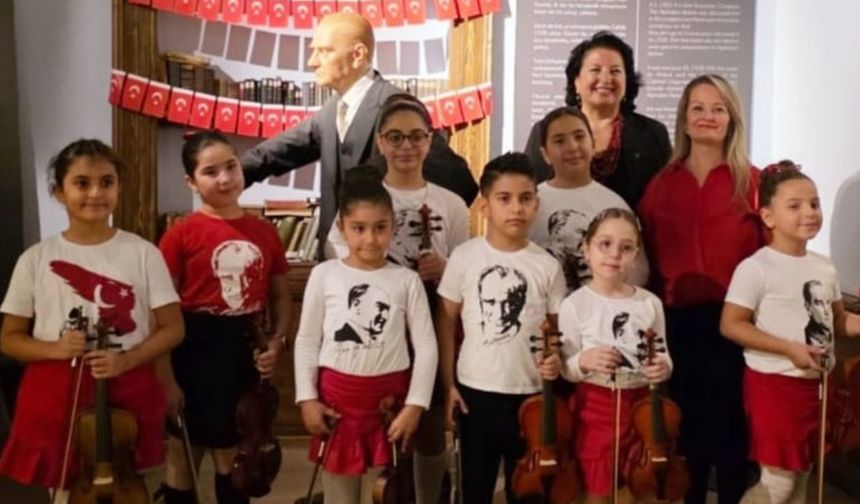 Selluka Derneği’nden anlamlı Cumhuriyet ve 10 Kasım etkinliği