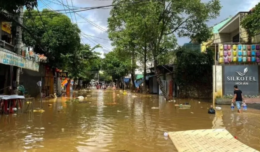 Tayland’ın güneyinde sel felaketinde can kaybı 162’ye yükseldi