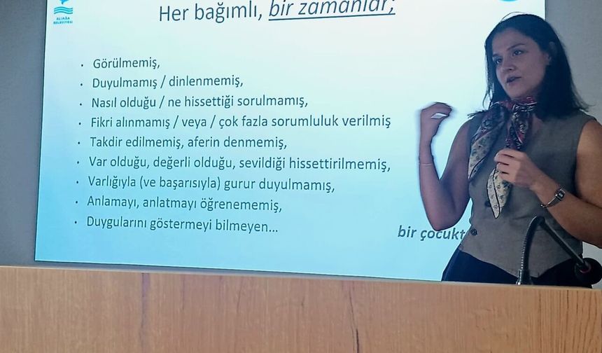Aile iletişimine destek: Aliağa Belediyesi'nden ergenlik dönemi semineri