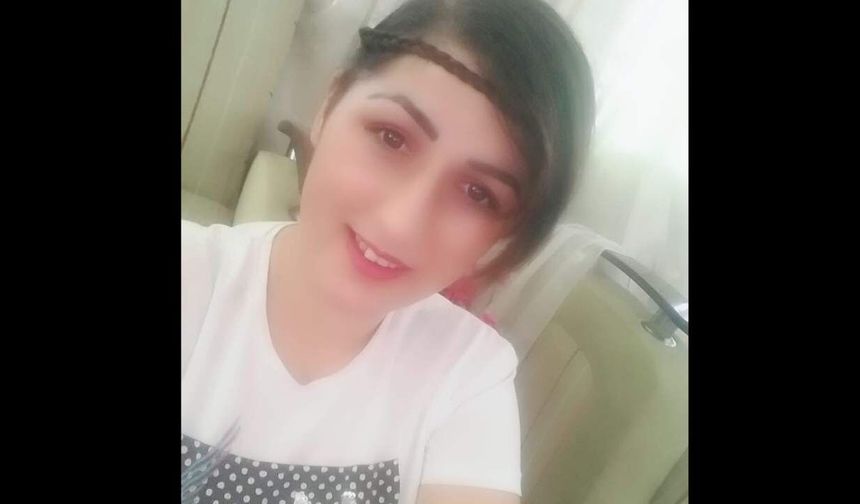 Boşandığı eşini bıçakla öldürdükten sonra kendisini ağır yaraladı