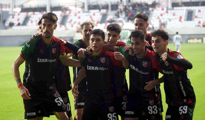 Karşıyaka zirve yarışına yeniden ortak oldu