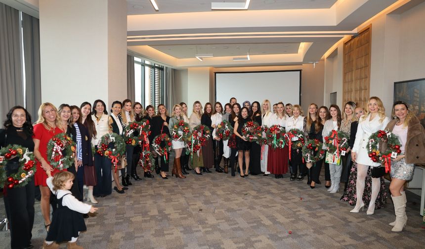 Yarkent Medya’nın kapı süsü atölyesi yeni yıla ilham verdi