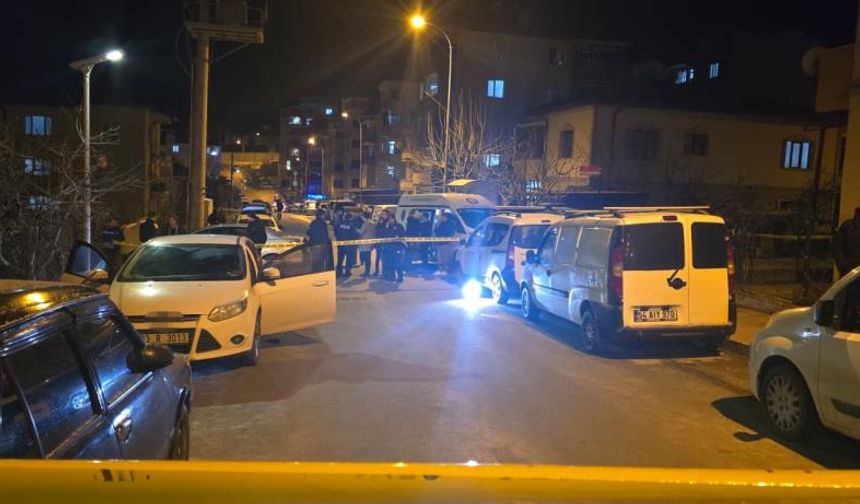 Çocuğunu görmeye gelmişti: Polis memuru silahlı saldırıya uğradı