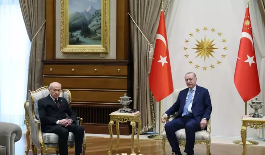 Erdoğan-Bahçeli zirvesi Cumhurbaşkanlığı Külliyesi’nde gerçekleşti