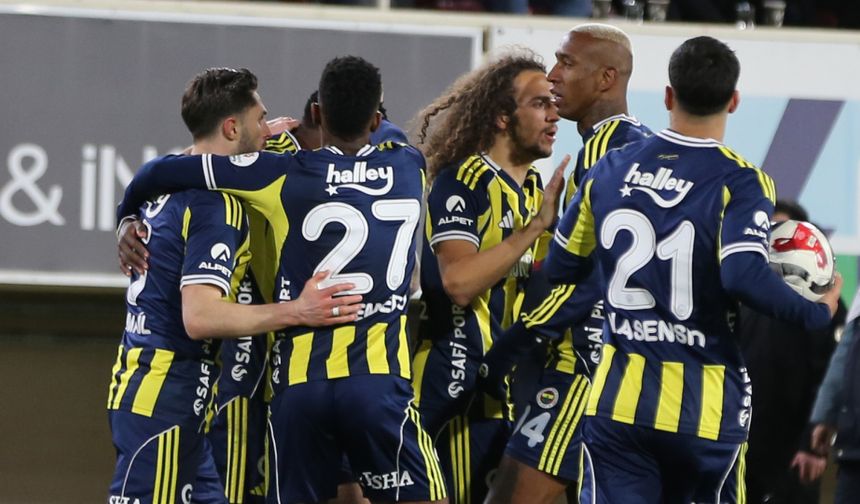 Fenerbahçe’den Alanya’da müthiş geri dönüş! Zirve yarışında fark 1’e indi