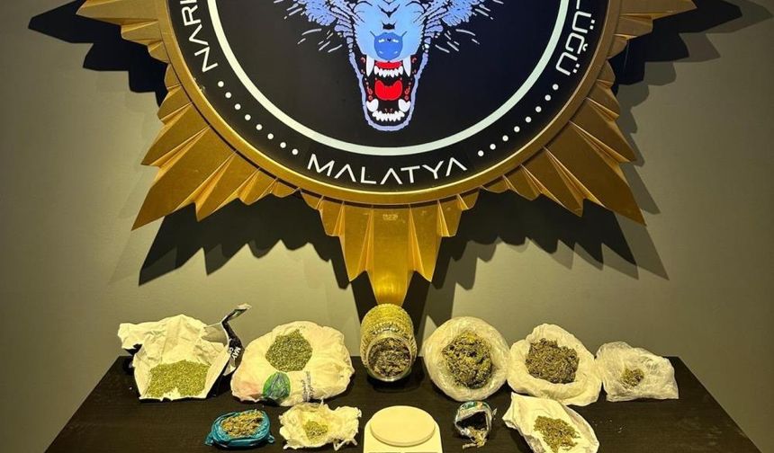 Torbacılara geçit yok! 800 gram esrar yakalandı