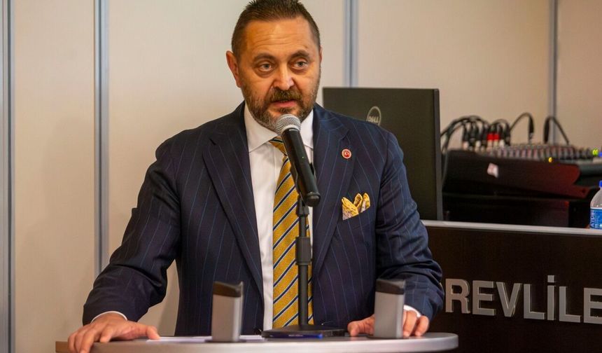 AK Partili Ünal'dan CHP'li Başarır'a: İzmir zıplanacak yer değil, hesap verilecek yerdir!