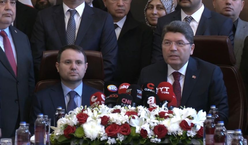 Akın Gürlek Adalet Bakanlığı görevini devraldı