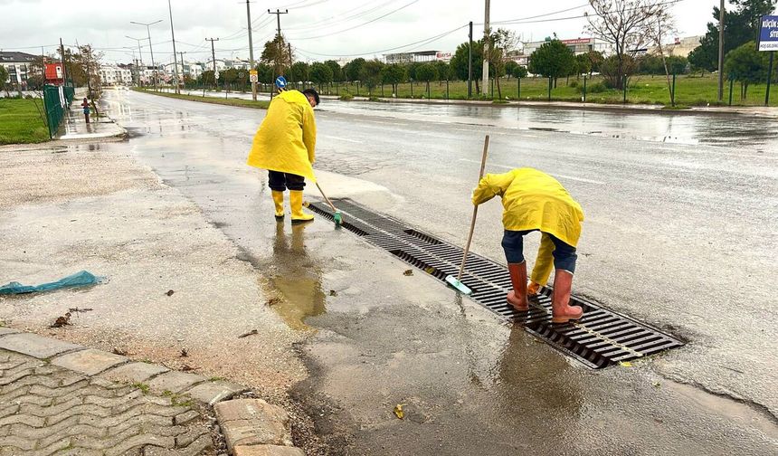 Didim Belediyesi’nden yağış mesaisi: Tüm birimler teyakkuzda