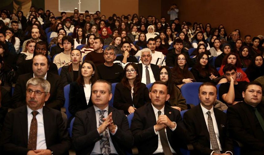 Üniversitelilere siber dolandırıcılık uyarısı