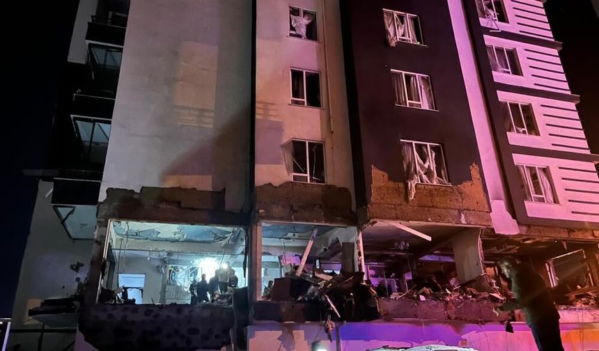 14 katlı binada patlama! Çok sayıda yaralı var