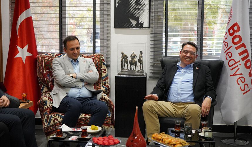 CHP’li Bağcıoğlu Bornova’da konuştu: "Milli savunma siyaset üstü bir konudur"