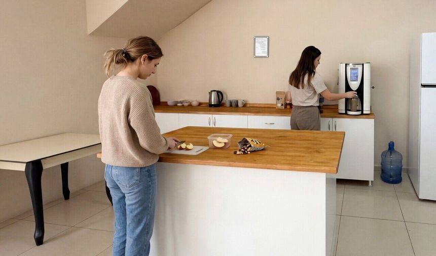 Efeler’de misafirhane fark yaratıyor: Bini aşkın kadına yuva oldu