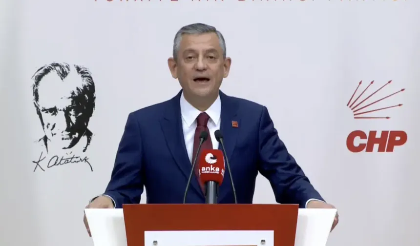 Özgür Özel 'küçük turpun büyük marifetlerini' açıkladı