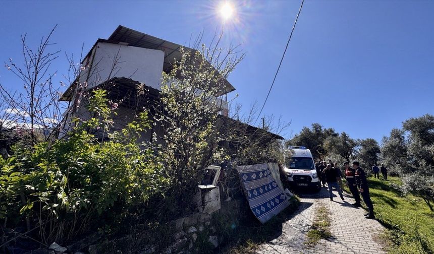 Karısını öldürdü, aynı silahla yaşamına son verdi