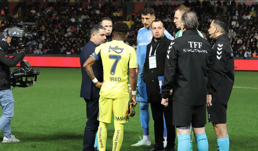 Gaziantep FK – Fenerbahçe maçı başlamadan ertelendi