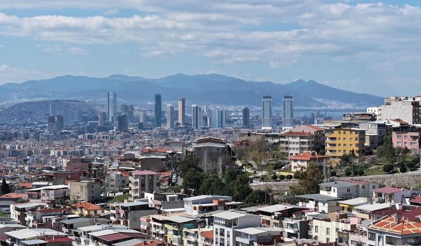 İzmir'de afetlere karşı kapsamlı seferberlik: Yeni Deprem Master Planı yolda