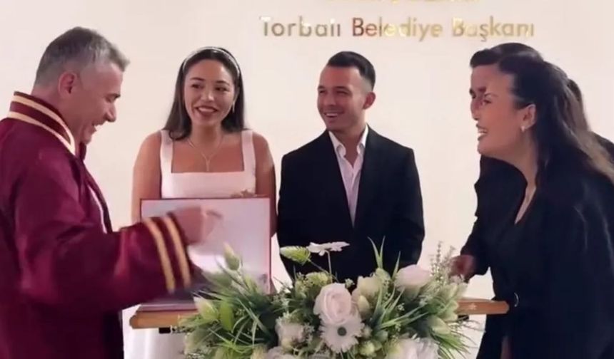 İzmir’de şahit espri yaptı, nikah memuru salonu terk etti