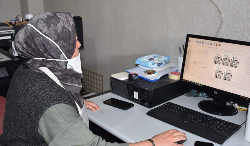 Kadınların el emeği hediyelik eşyalar ekonomiye kazandırılıyor