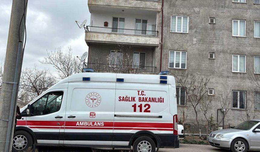 Kızı ve damadı tarafından evinde ölü bulundu