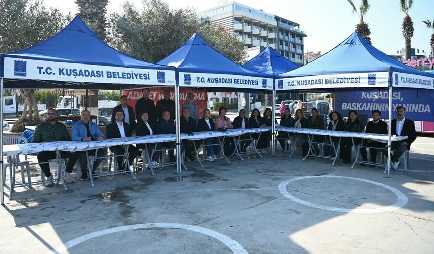 Kuşadası’nda Başkan Günel için demokrasi nöbeti