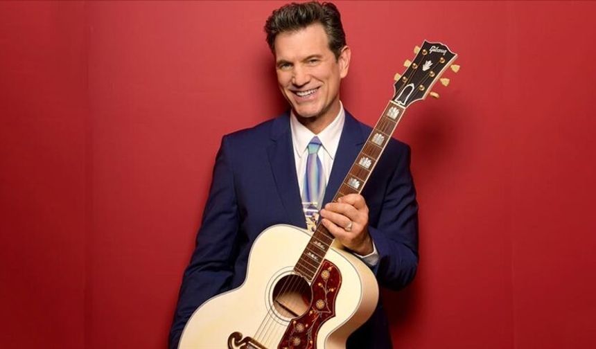 Chris Isaak'ın İzmir konseri tarihi belli oldu