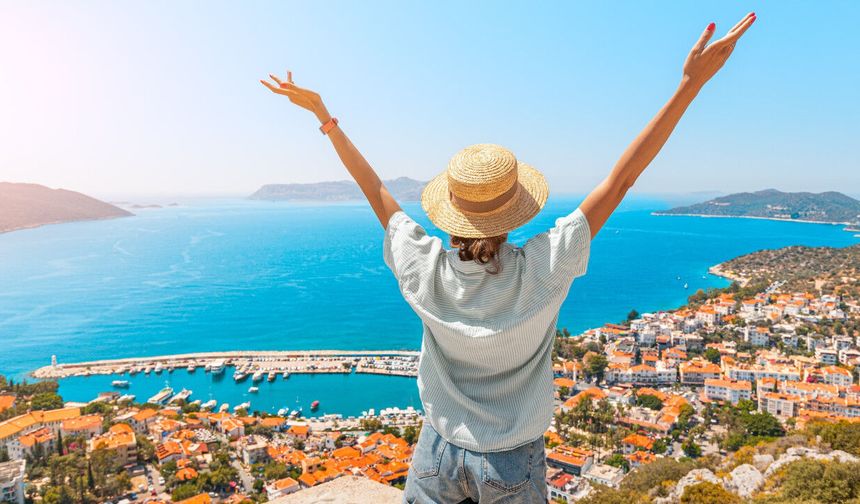 Türkiye 64 milyon turistle dünyada 4. sıraya yükseldi