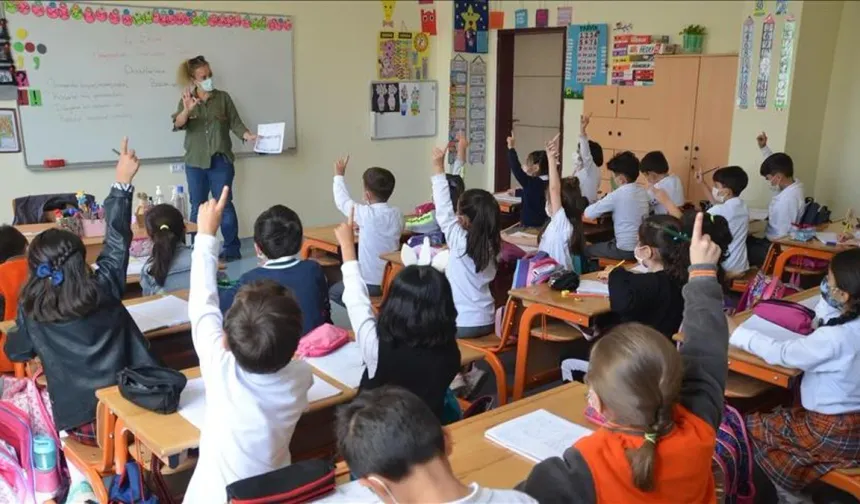 16 Nisan 2026 Diyarbakır'da okullar tatil mi?