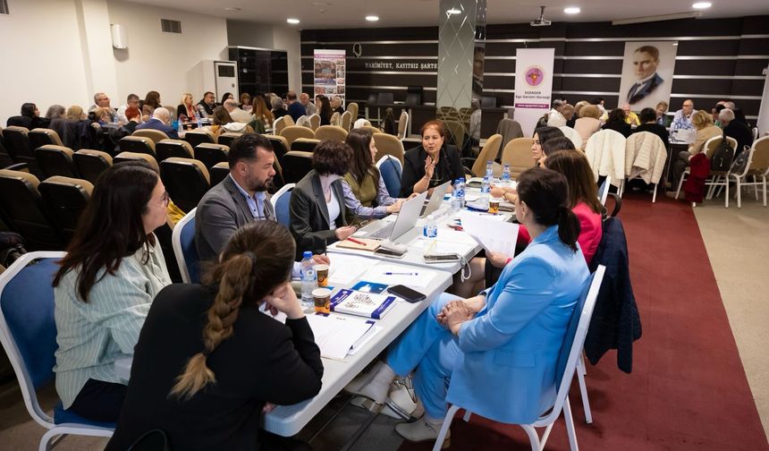 3'üncü Yaş Üniversiteleri Çalıştayı Narlıdere’de toplandı