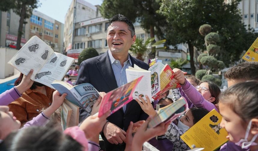 Aliağa Belediyesi’nden çocuklara 23 Nisan armağanı