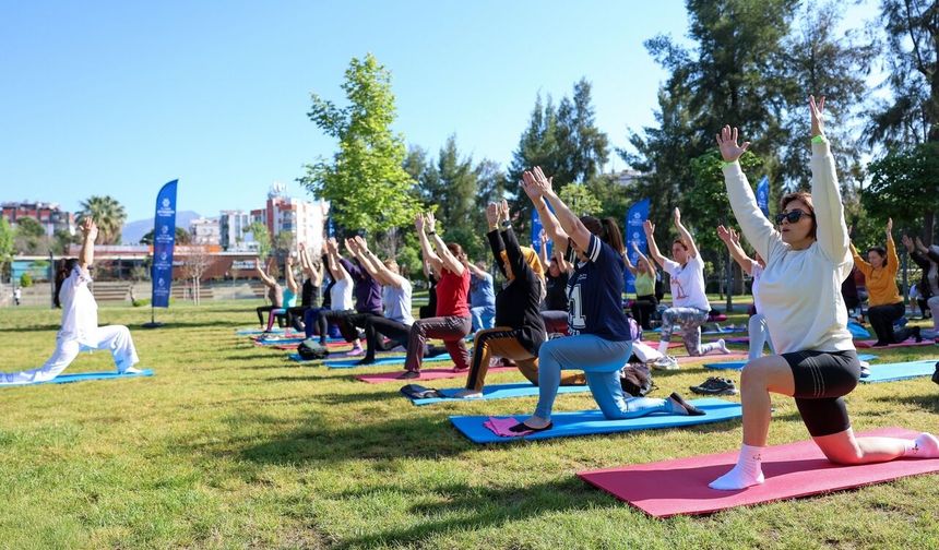 Aydın’da açık havada yoga keyfi