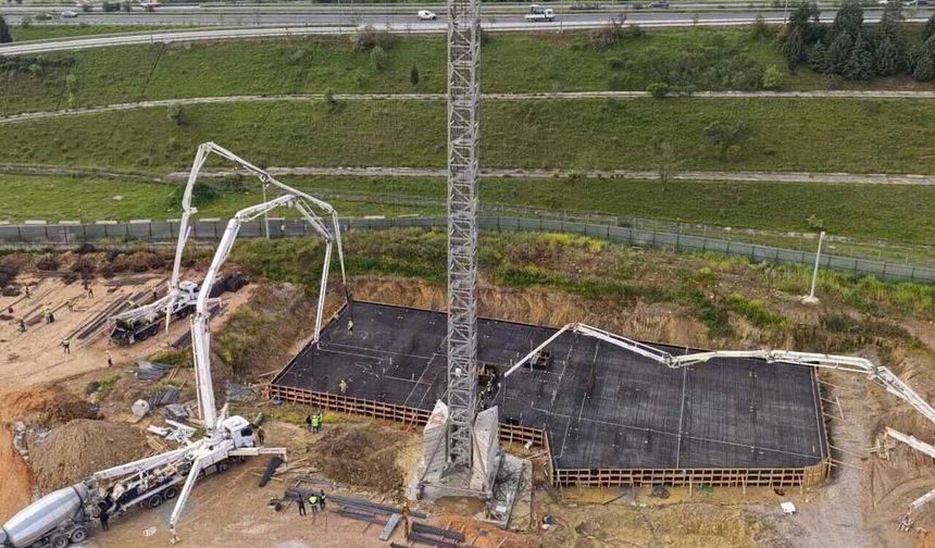 Büyükşehir duyurdu: Uzundere'de çalışmalar hızla sürüyor