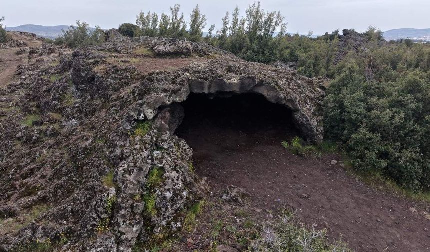Kula-Salihli Jeoparkı’nda lav tünelleri araştırması sürüyor