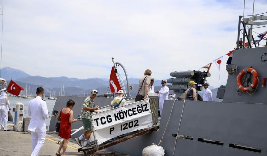 19 Mayıs’ta askeri gemilere yoğun ilgi