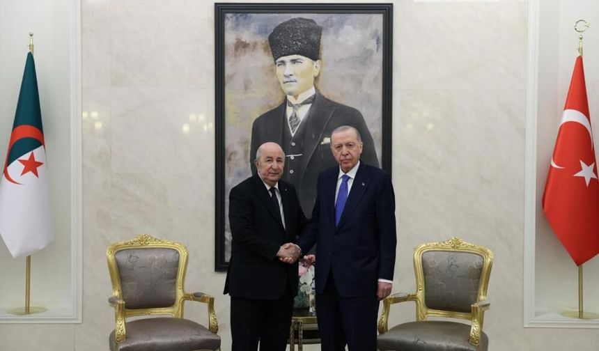 Erdoğan, Cezayir Cumhurbaşkanı Tebbun’u resmi törenle karşıladı