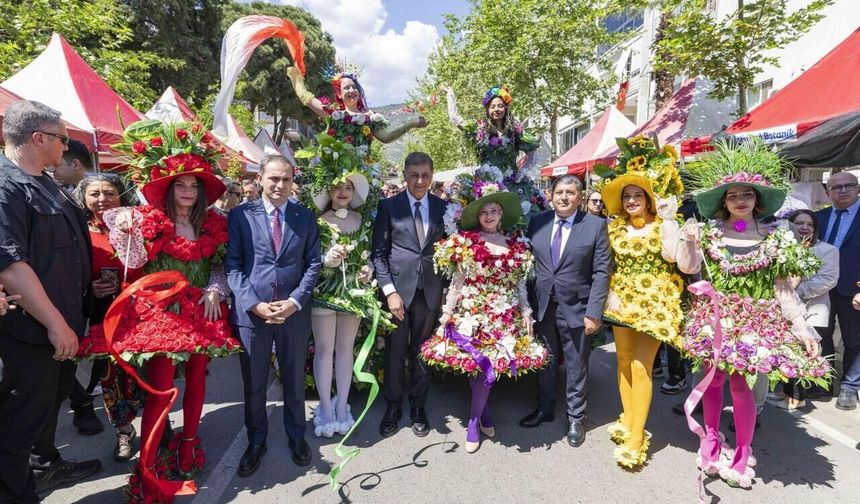 İzmir’in mis kokulu festivali başladı