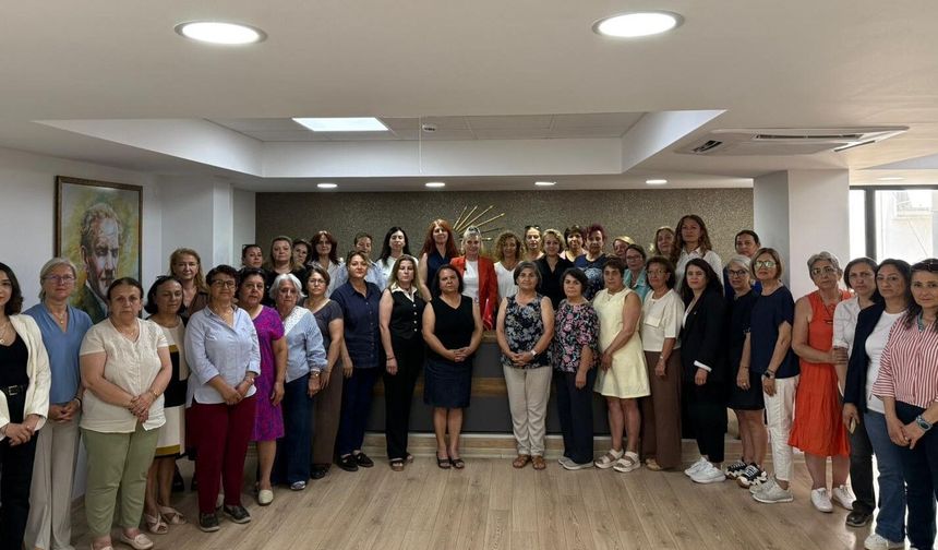 CHP İzmir Kadın Örgütleri’nden kurultay çağrısı