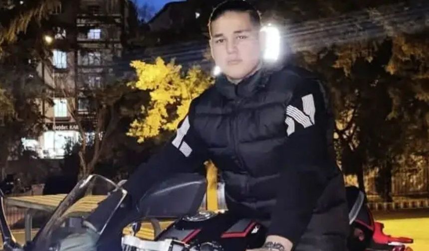 Karne günü kabusa döndü: Bıçaklı kavgada yaralanan 16 yaşındaki genç öldü