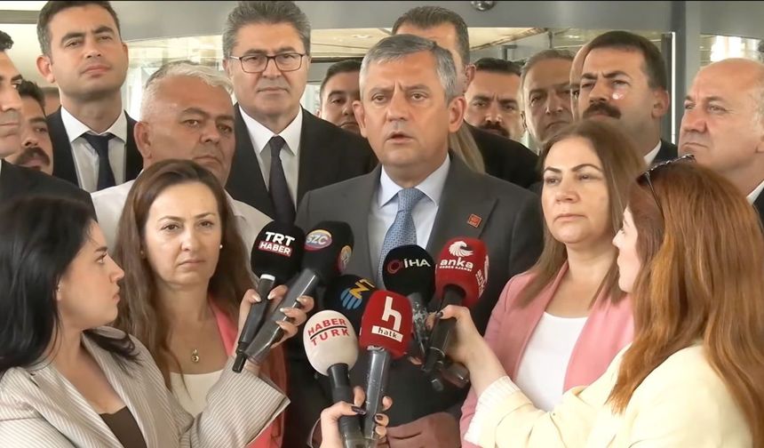 Özgür Özel: Parti içindeki darbeye teslim olmadık, olmayacağız