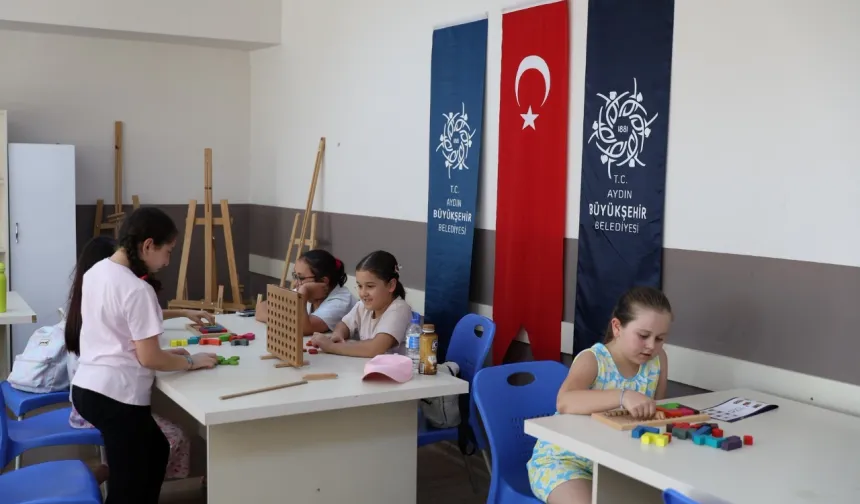 Aydın'da çocuklar yaz tatilinde akıl oyunlarıyla gelişiyor