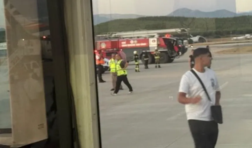 Berlin-İzmir seferini yapan SunExpress uçağında bomba ihbarı