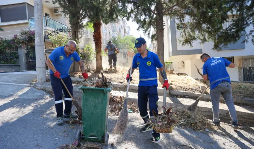 Buca'da yaz temizliği sürüyor: Ekipler 47 mahallede sahada
