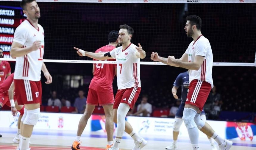 Filenin Efeleri tarih yazdı! A Milli Erkek voleybol takımı ilk kez çeyrek finale yükseldi