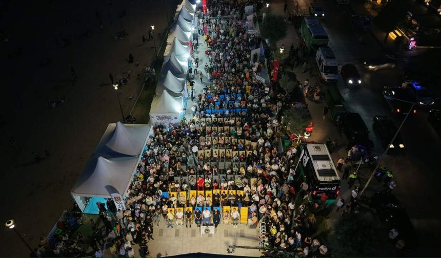 Radyo Festivali'nde yayıncılar ve vatandaşlar bir araya geldi
