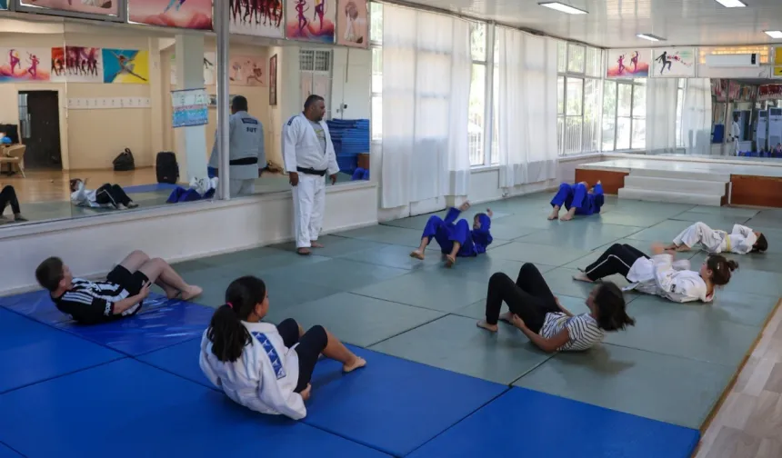 Efeler Belediyesi çocukları judoyla buluşturdu