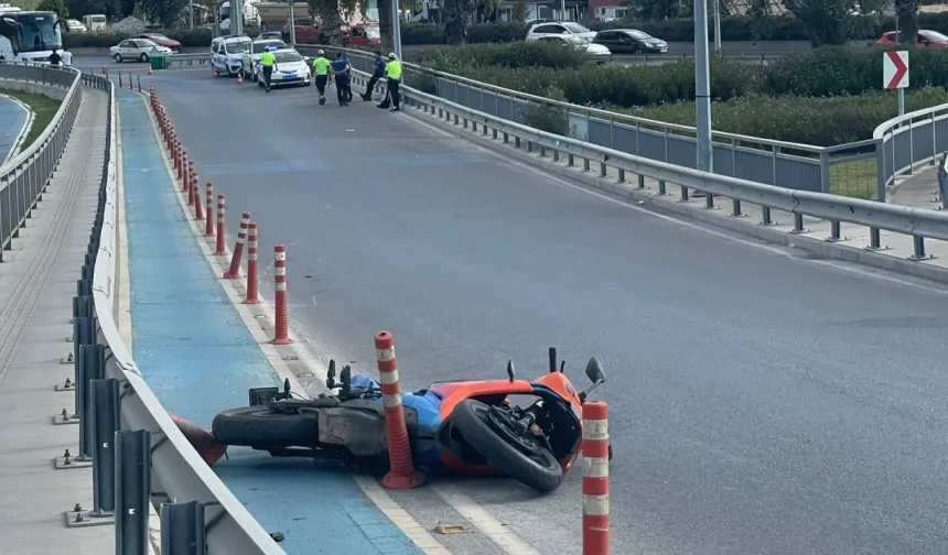 İzmir Bayraklı'da direksiyon hakimiyetini kaybeden 20 yaşındaki genç kız öldü