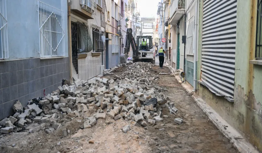 Bornova’da 282 sokak için asfalt çalışması hızlandı