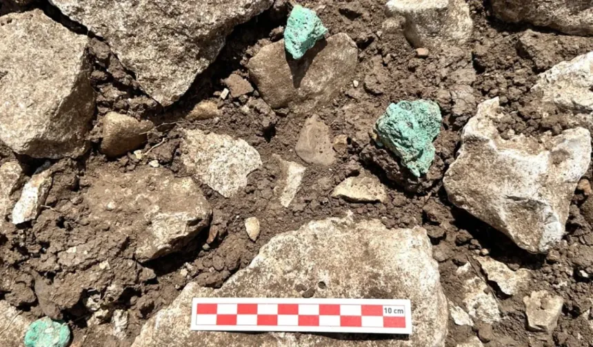Çayönü Tepesi'nde 8 bin 800 yıllık madencilik işliği bulundu