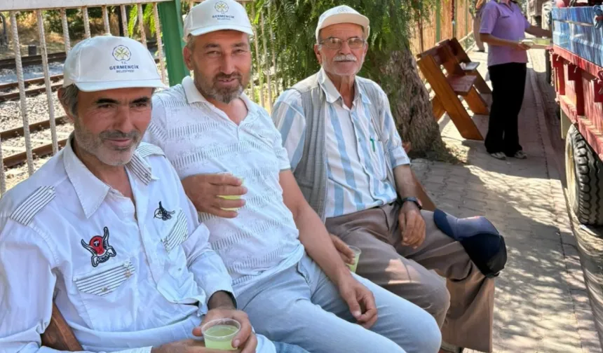İncir üreticilerine sıcak havada belediye desteği
